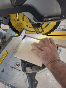 Precision Wood Cutting with Miter Saw